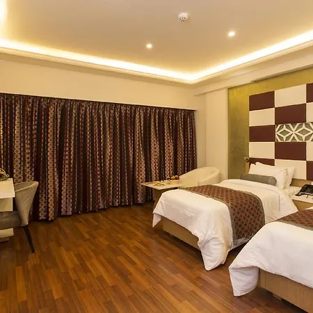The President Hotel Hubli Room photo